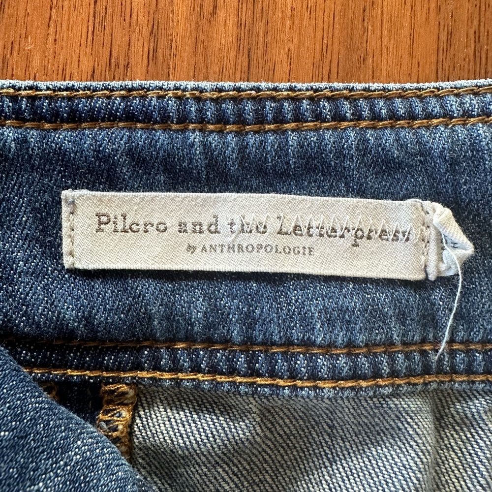 Pilcro by Anthropologie Wide Leg Cropped Jeans- size 30 - Picture 3 of 9